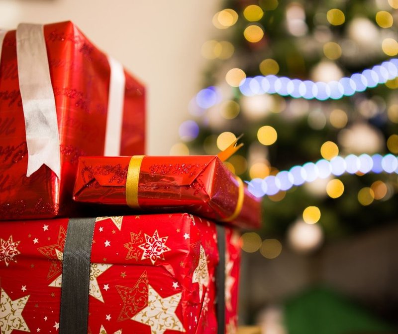 Buy_Now_Pay_Later_christmas_shopping.jpg