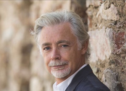 Eoin Colfer headshot.jpg