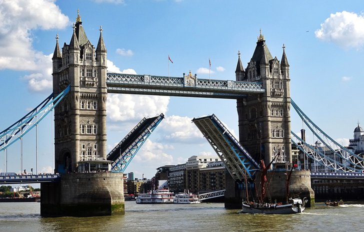 London Bridge